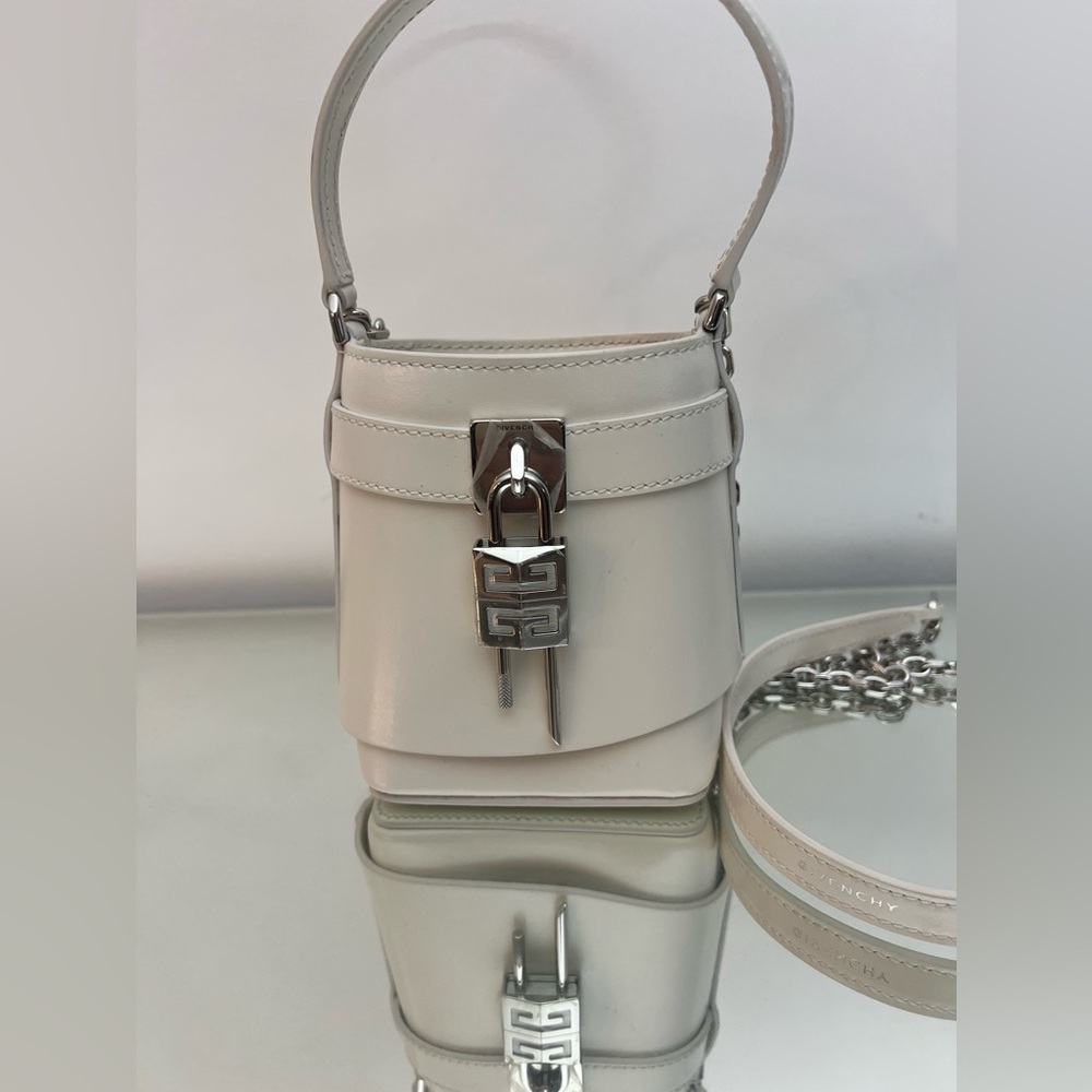 GIVENCHY Micro Shark Lock bucket bag in Box leather Ivory